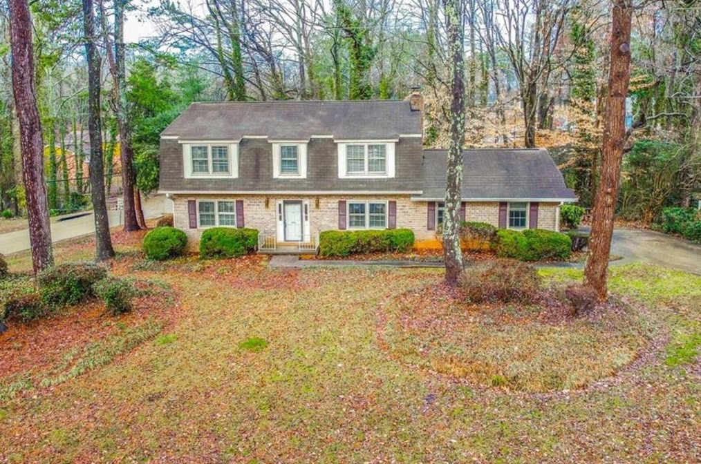 958 Abingdon Ct, Stone Mountain, GA 30083-2472