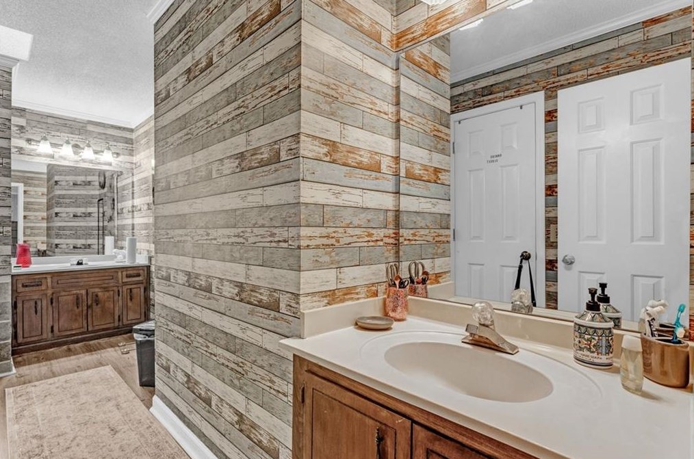 2250 Soaring Ln, Lawrenceville GA  30044-5885 exterior