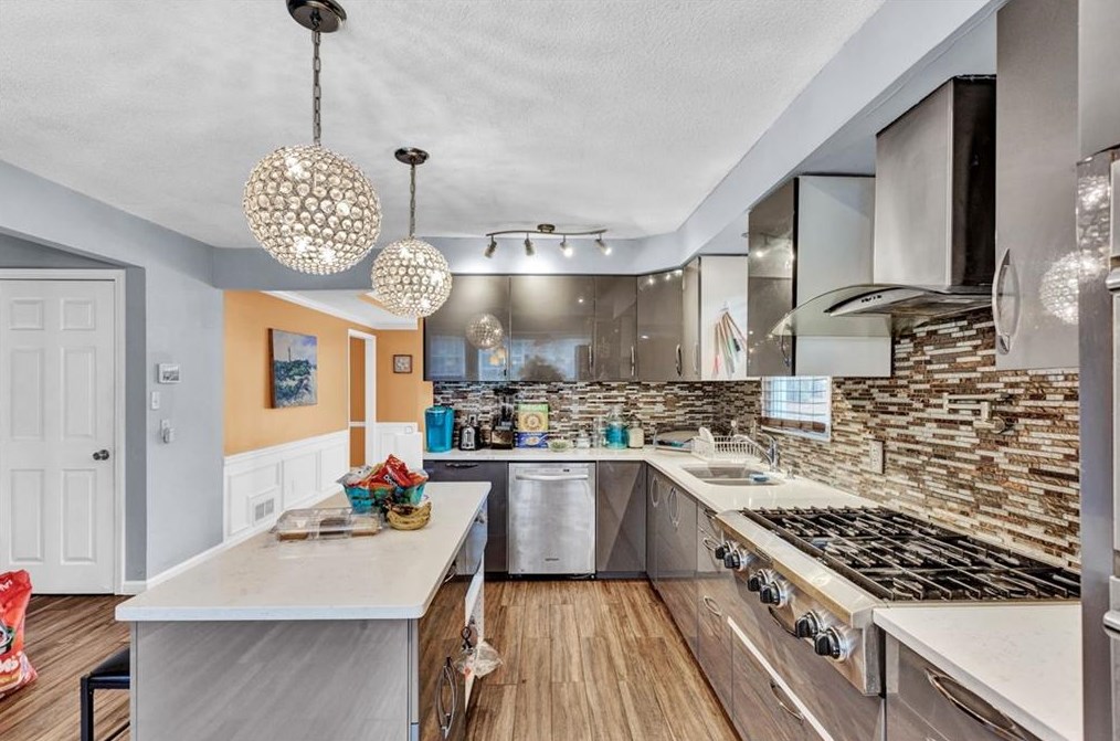 2250 Soaring Ln, Lawrenceville GA  30044-5885 exterior