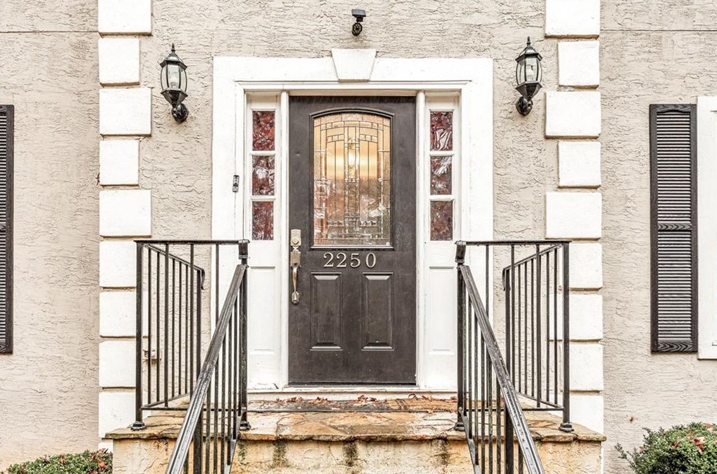 2250 Soaring Ln, Lawrenceville GA  30044-5885 exterior