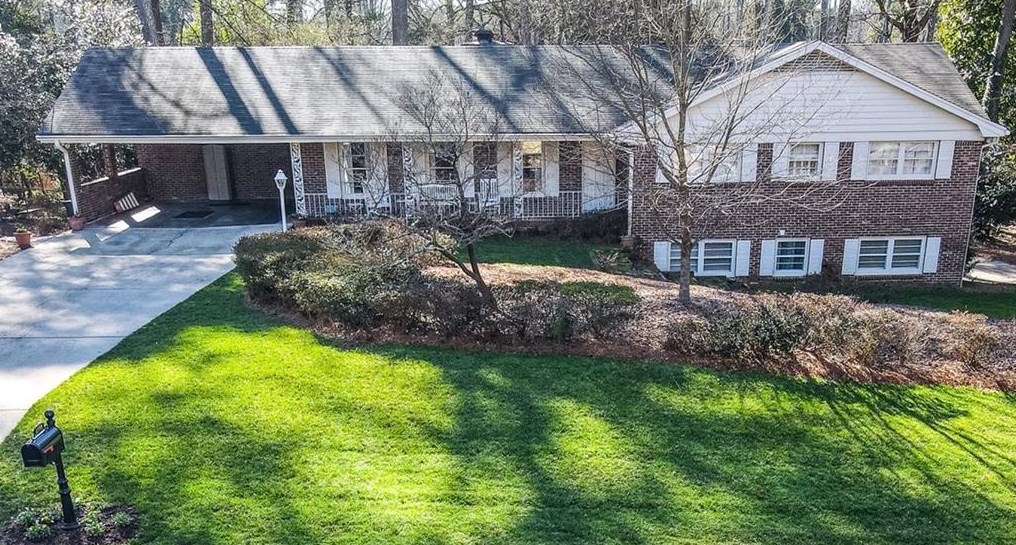 2399 Stonington Rd, Atlanta, GA 30338-6623