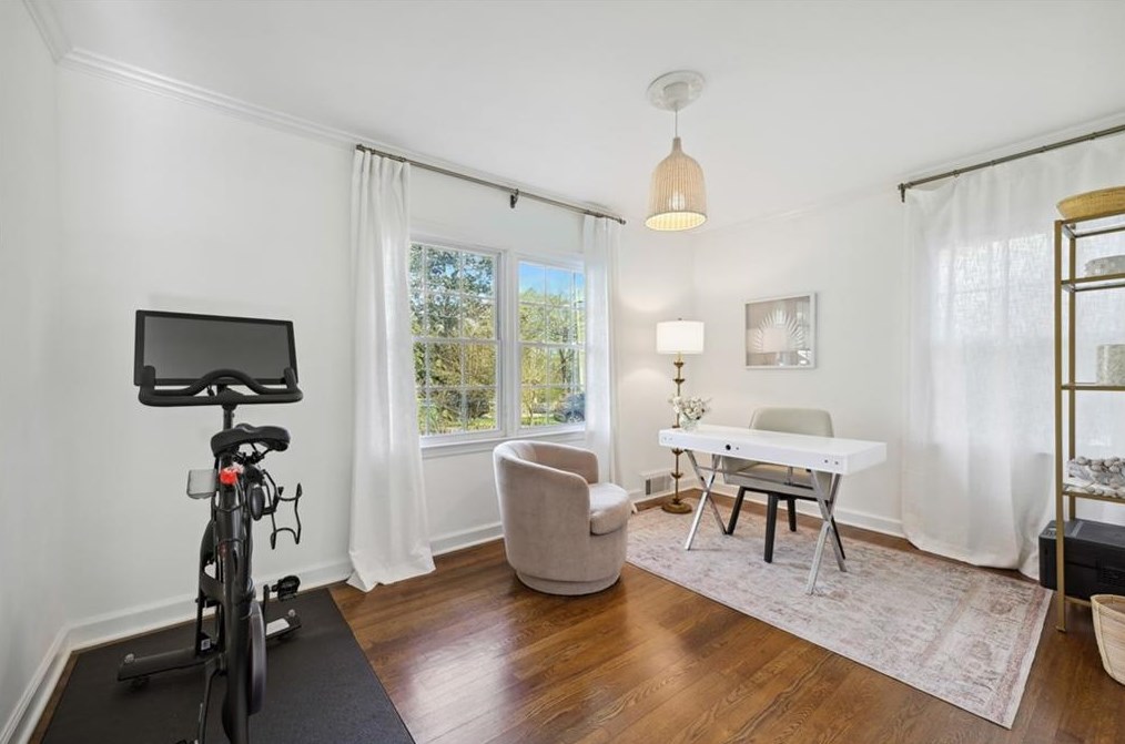 1764 Warren Ct, Atlanta GA  30318-1457 exterior