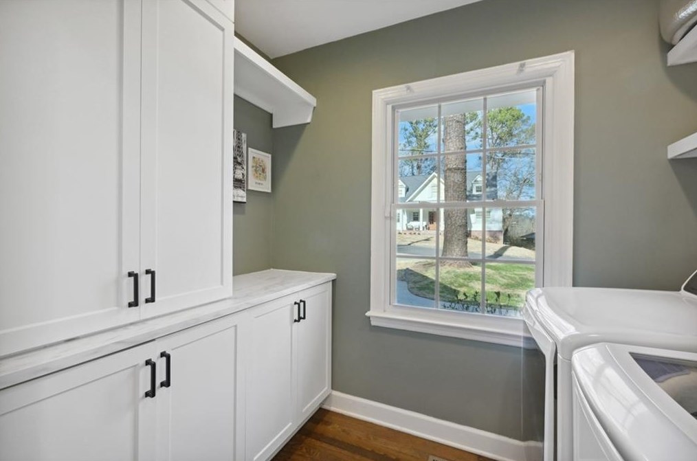 1764 Warren Ct, Atlanta GA  30318-1457 exterior