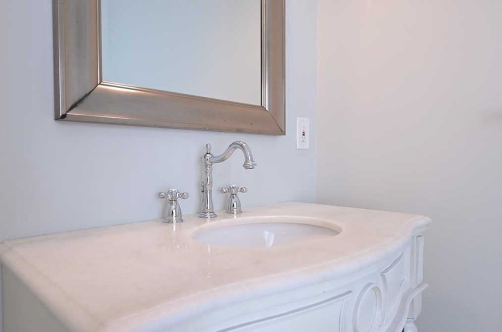 1764 Warren Ct, Atlanta GA  30318-1457 exterior