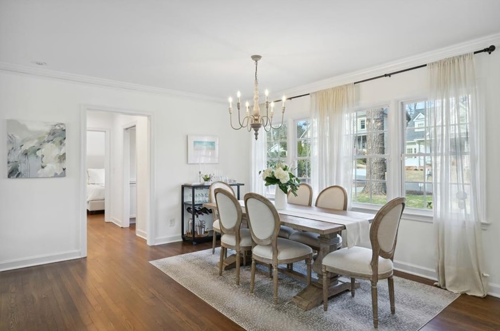 1764 Warren Ct, Atlanta GA  30318-1457 exterior