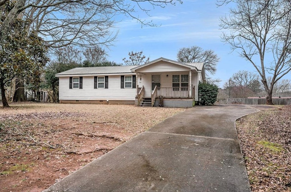 221 Purser Cir, Williamson, GA 30292-3232