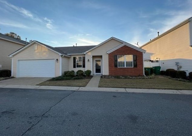 703 Bedford Ct #703, Holly Springs, GA 30188