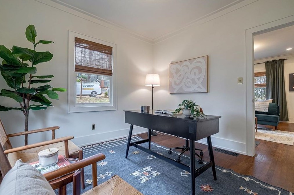 141 Watson Cir, Atlanta GA  30317-2616 exterior