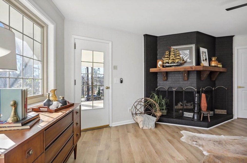 3710 Hickory Cir, Smyrna GA  30080-5618 exterior