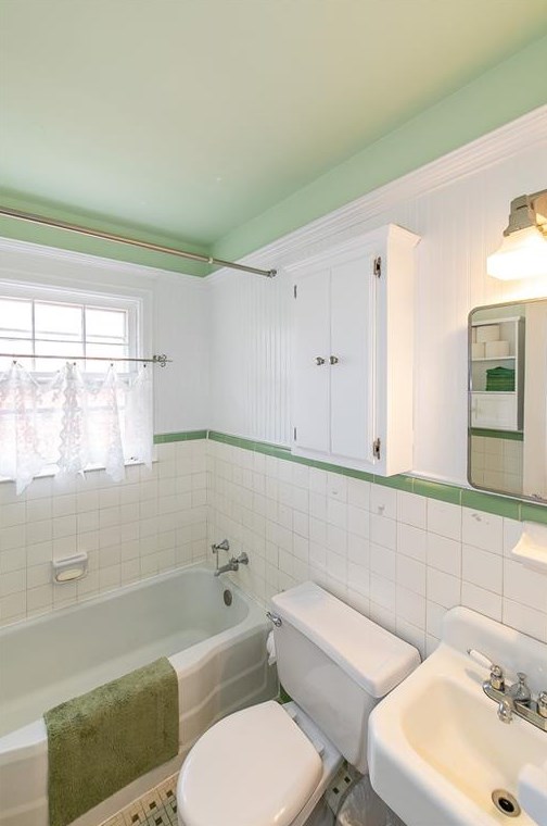 216 Ridgeland Ave, Decatur GA  30030-2056 exterior