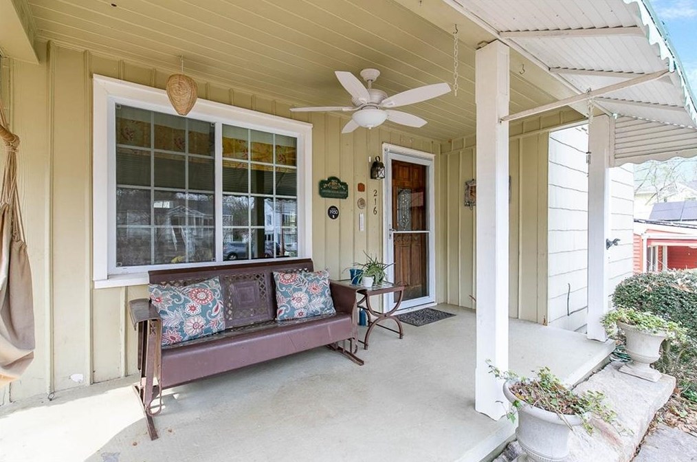 216 Ridgeland Ave, Decatur GA  30030-2056 exterior