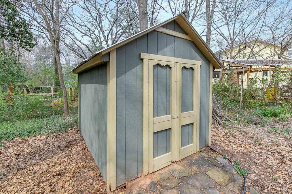 216 Ridgeland Ave, Decatur GA  30030-2056 exterior