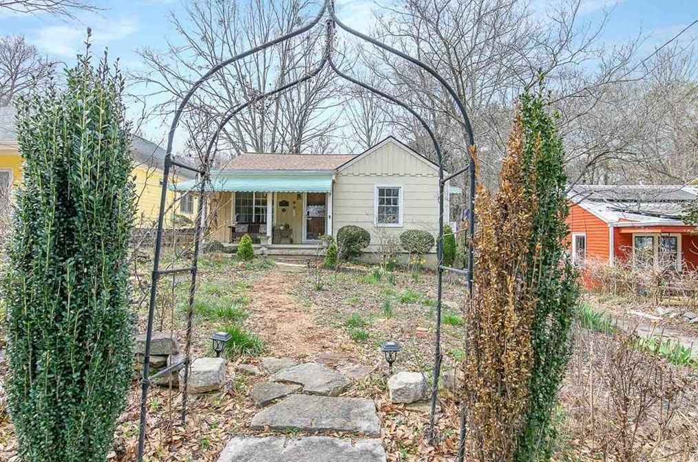 216 Ridgeland Ave, Decatur, GA 30030-2056