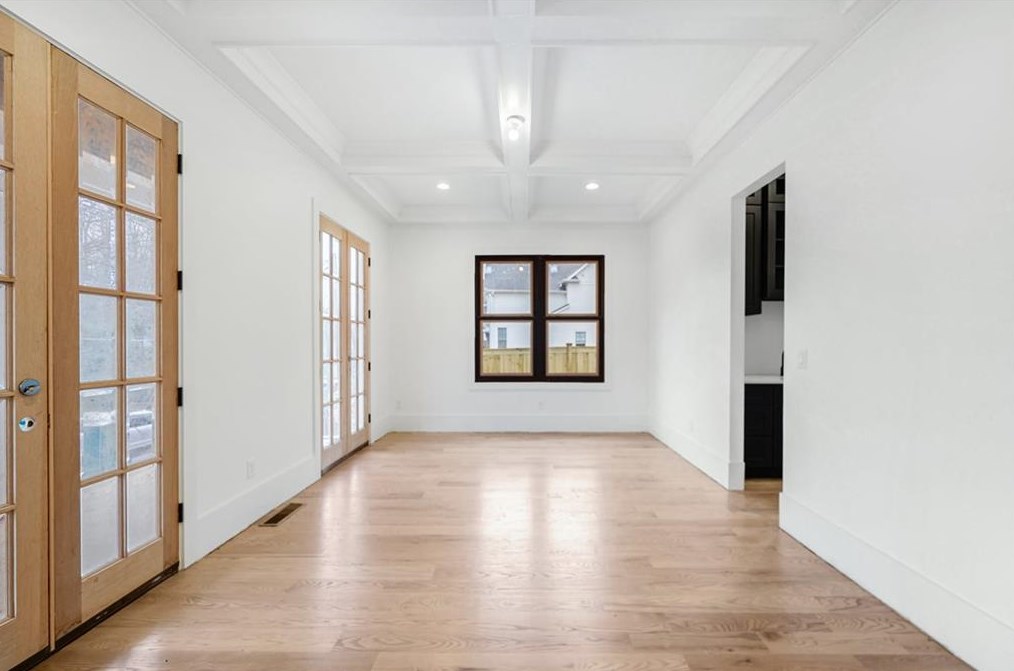 1361 Wessyngton Rd, Atlanta GA  30306-3244 exterior