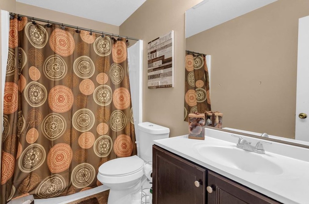 4909 Truitt Ln, Decatur GA  30035-4325 exterior