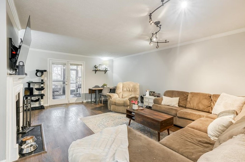 202 Brittany Ct, Duluth, GA 30096