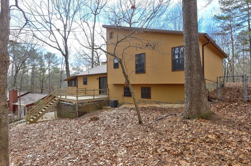 542 Bells Ferry Pl, Acworth, GA 30102-2599