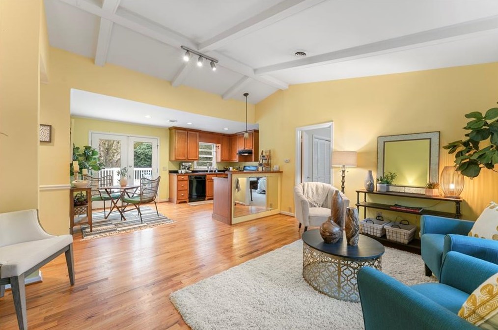 4551 Ridge Dr, Pine Lake, GA 30072