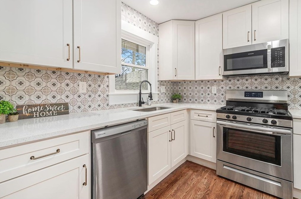 3639 Sherrydale Ln, Decatur GA  30032-3833 exterior