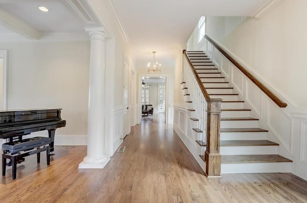 1421 Wessyngton Rd, Atlanta GA  30306-3245 exterior