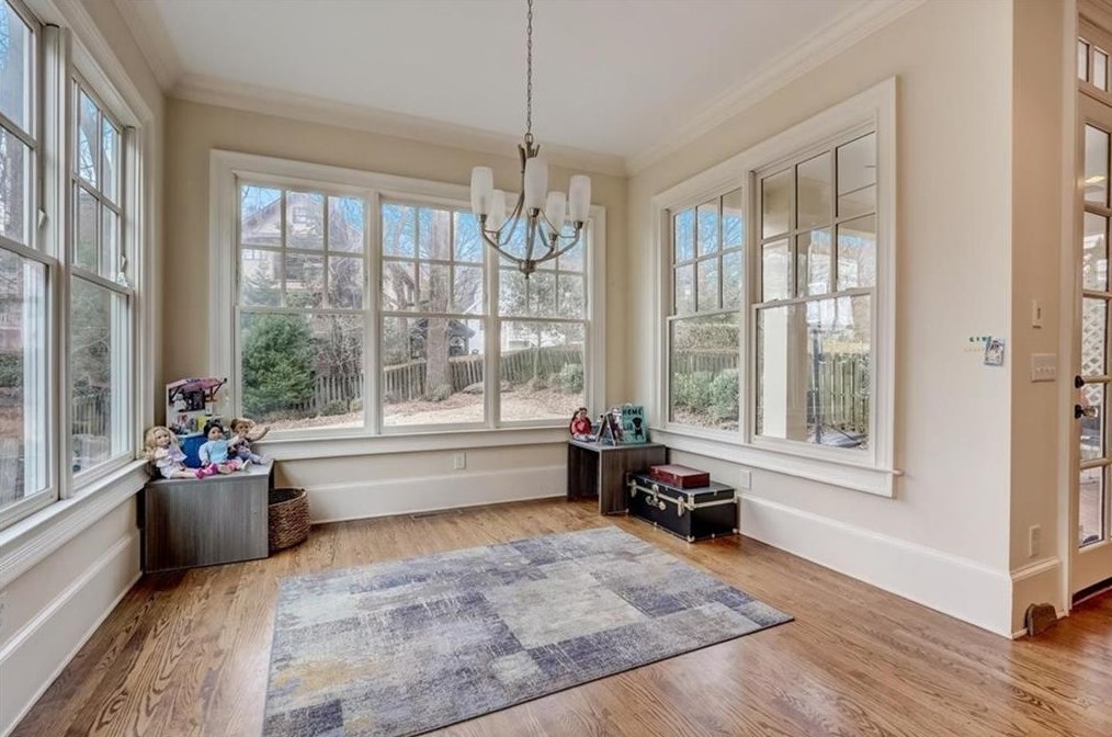1421 Wessyngton Rd, Atlanta GA  30306-3245 exterior