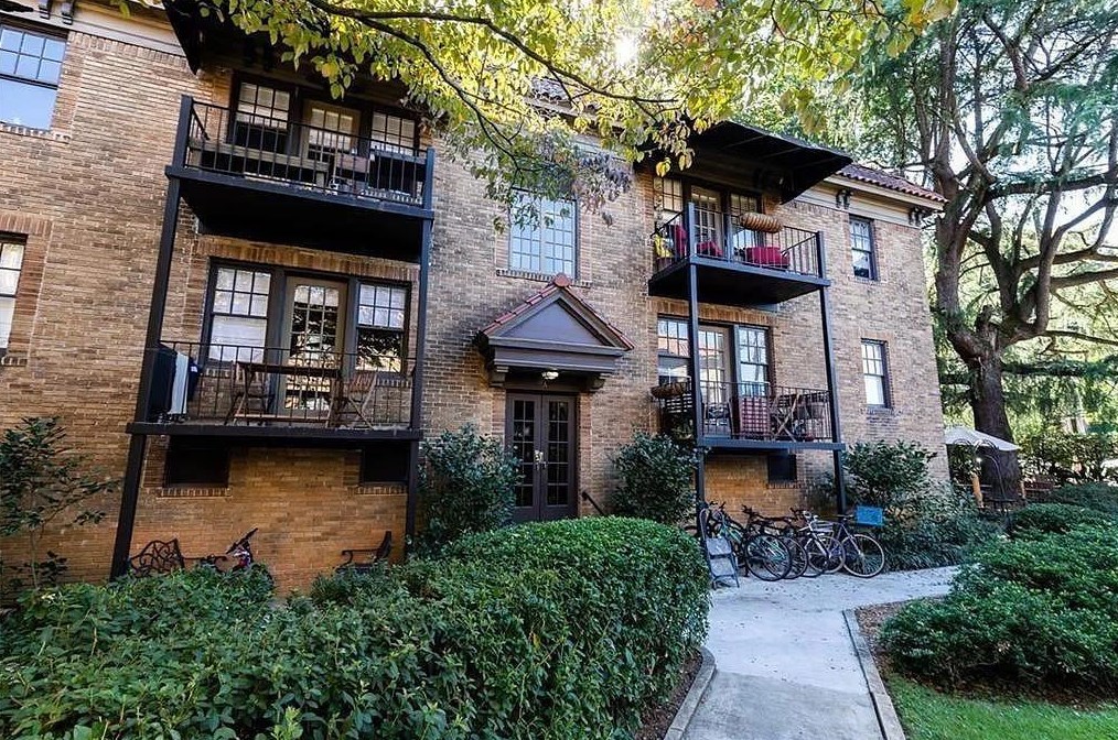677 Somerset Ter, Atlanta GA  30306-4318 exterior