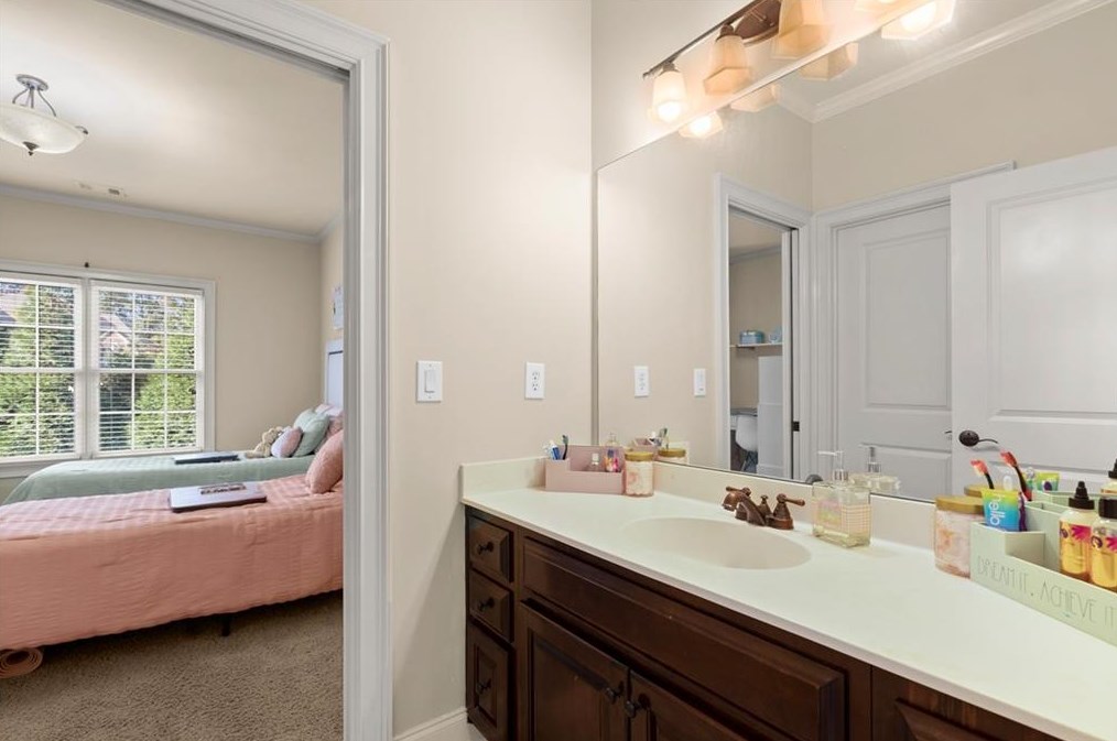 1525 Glenhaven Way, Lawrenceville GA  30043-4938 exterior