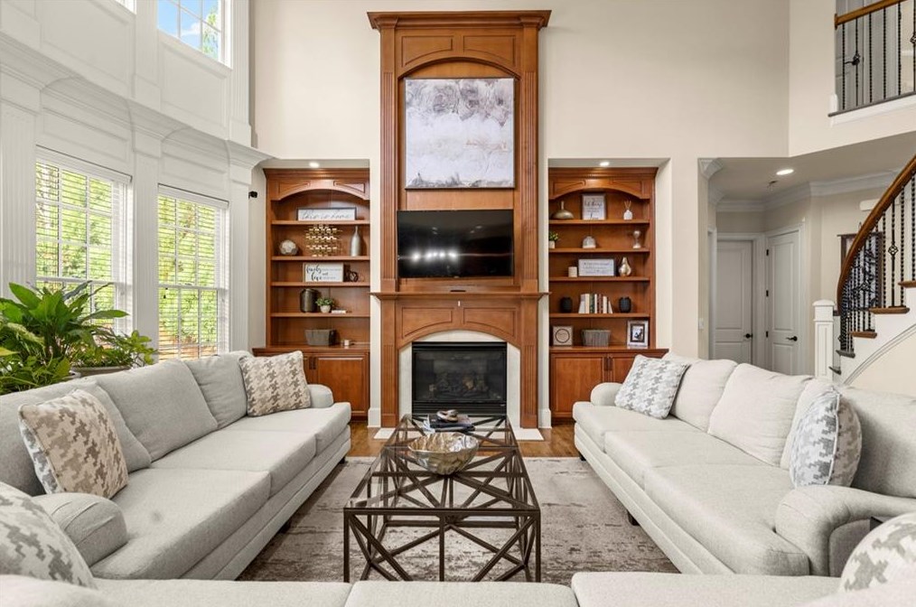 1525 Glenhaven Way, Lawrenceville GA  30043-4938 exterior