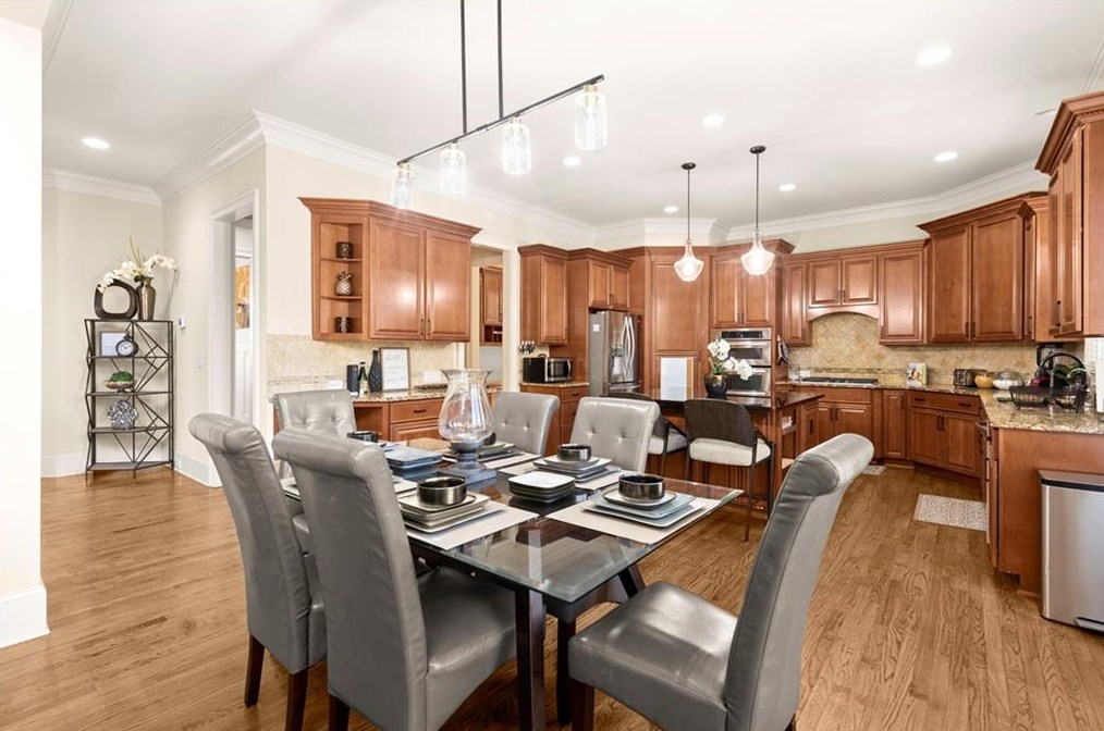 1525 Glenhaven Way, Lawrenceville GA  30043-4938 exterior