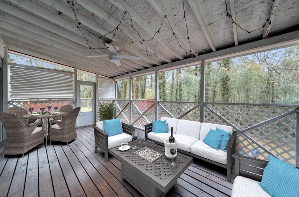 3165 Leeland Rd, Decatur GA  30032-2838 exterior