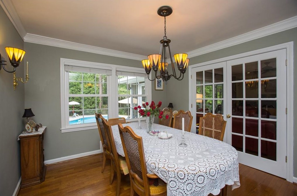 2484 Lavista Rd, Decatur GA  30033-1921 exterior