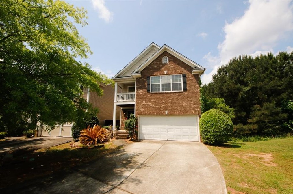 623 Shadow Valley Ct, Lithonia, GA 30058
