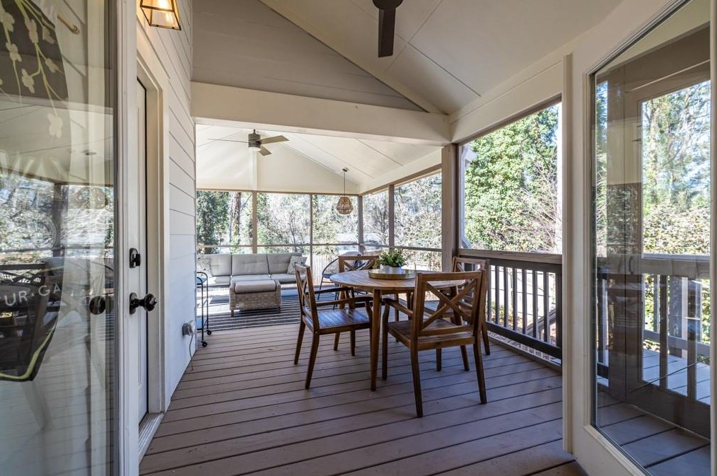 1375 Fenway Cir, Decatur GA  30030-4521 exterior