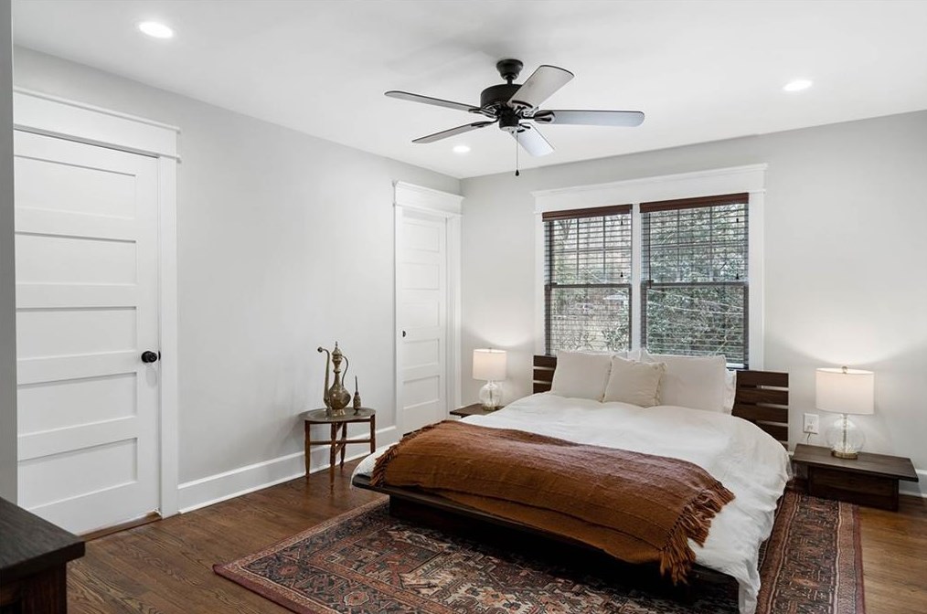 5608 Sherrell Dr, Atlanta GA  30342-1307 exterior