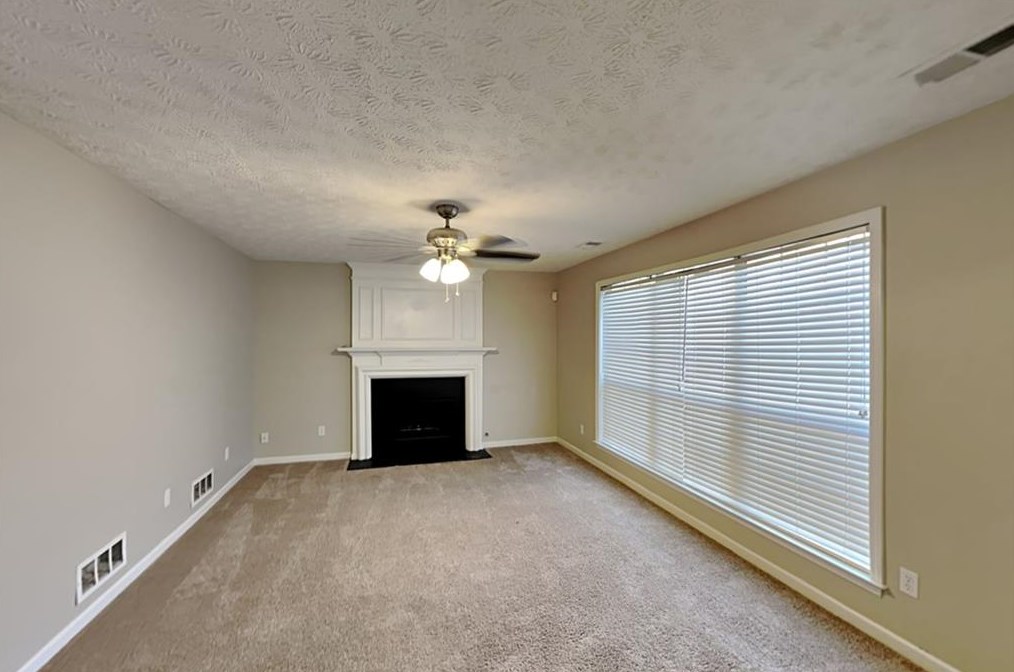 4940 Tanners Spring Dr, Alpharetta, GA 30022-6600