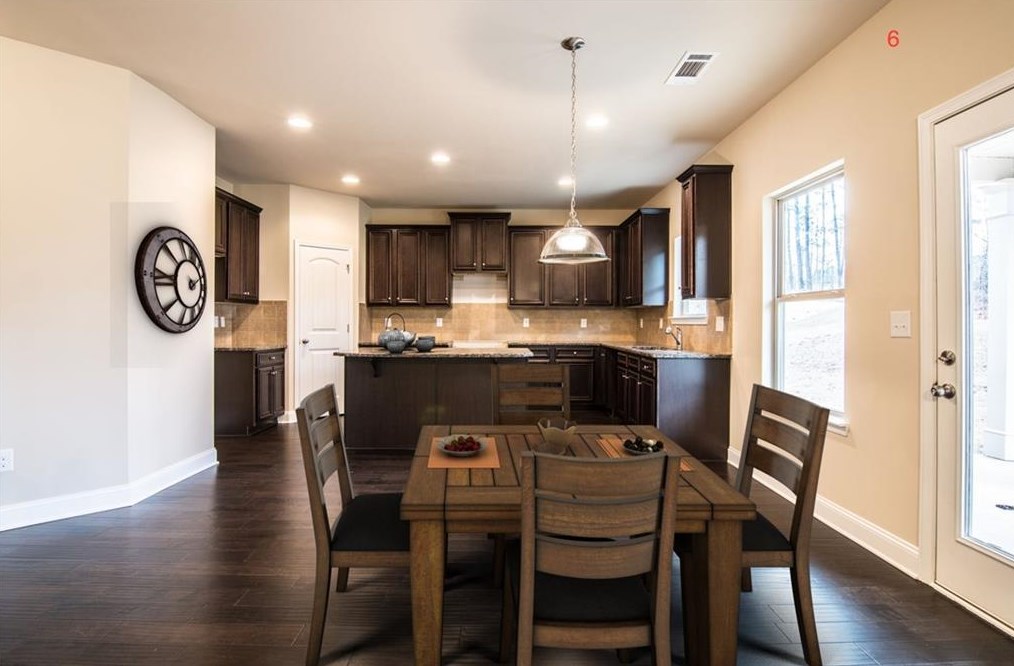 7699 Brazos Trl, Fairburn GA  30213-5403 exterior