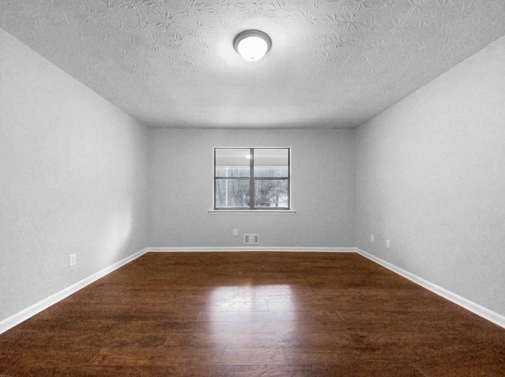 301 Brooks St, Dallas GA  30157-9538 exterior