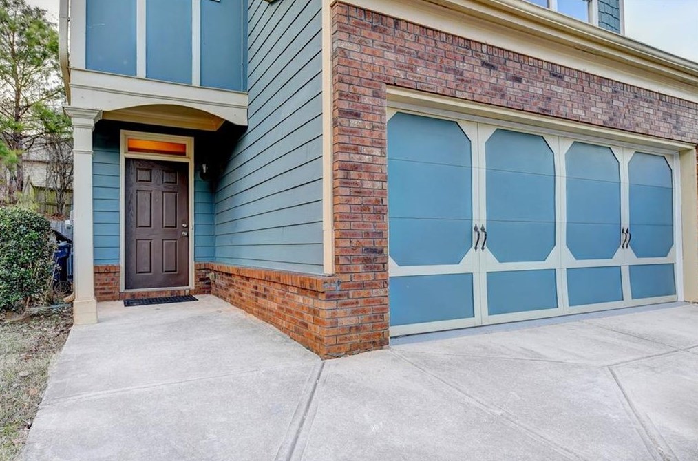 1590 Lily Valley Dr, Lawrenceville, GA 30045-7972