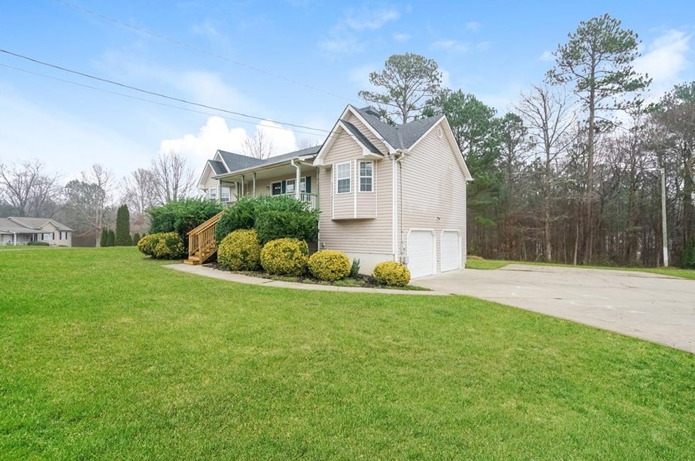 442 Fairview Dr, Dallas, GA 30157