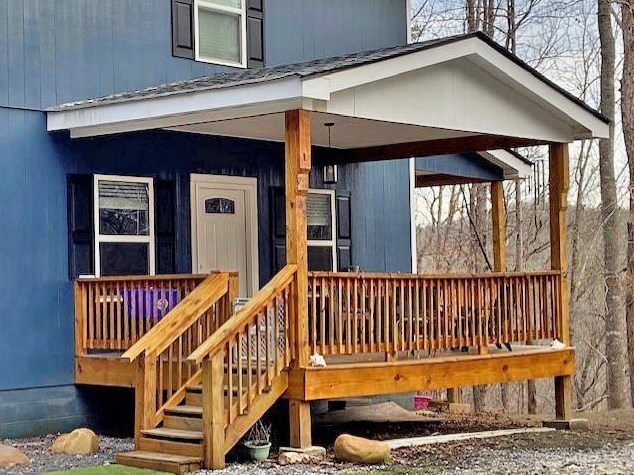 747 Golden Ave, Dahlonega, GA 30533