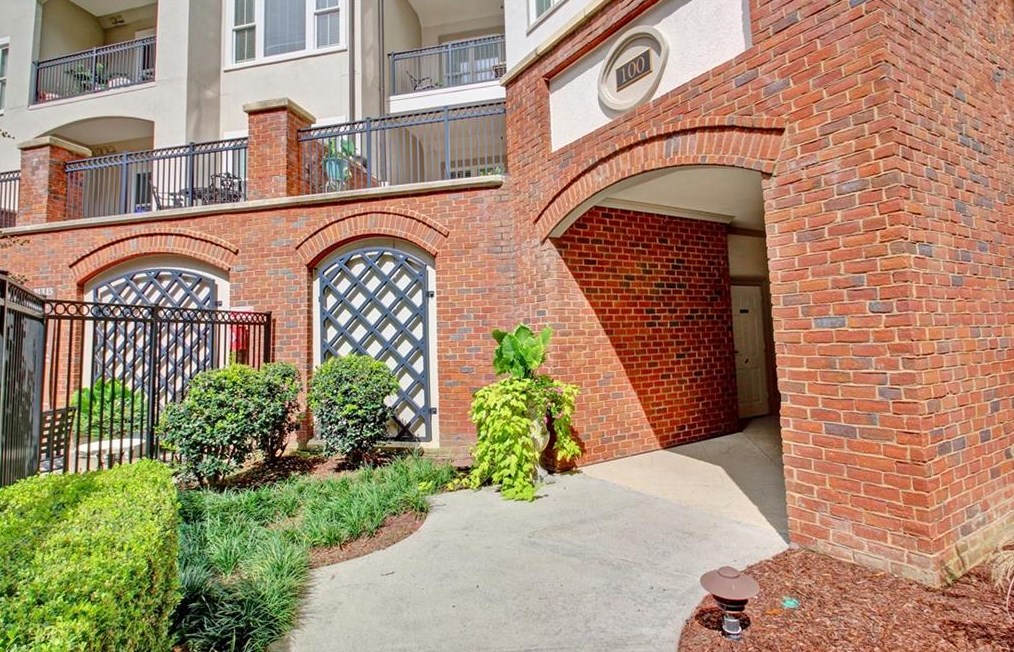 11 Perimeter Center Pl, Atlanta GA  30346 exterior
