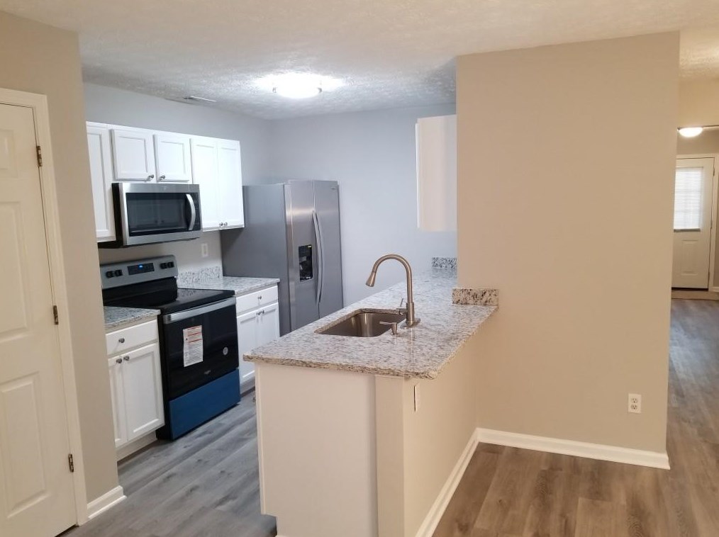 3318 Waldrop Trl, Decatur GA  30034-7425 exterior