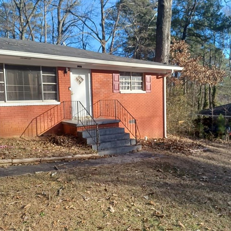 6241 Austin Dr Sw, Mableton, GA 30126