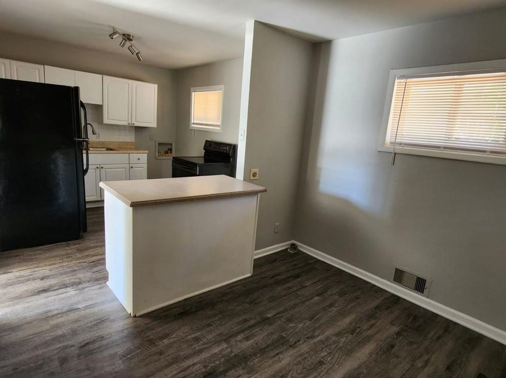 4404 Glenwood Pkwy, Decatur GA  30032-5005 exterior