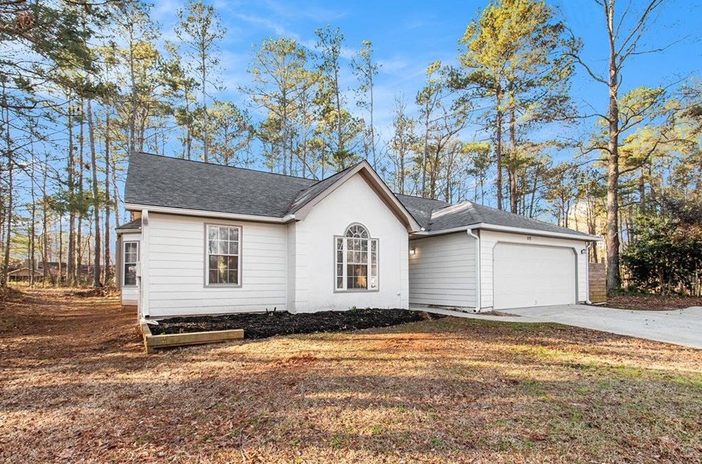 1077 Plantation Blvd, Conyers, GA 30094-4123