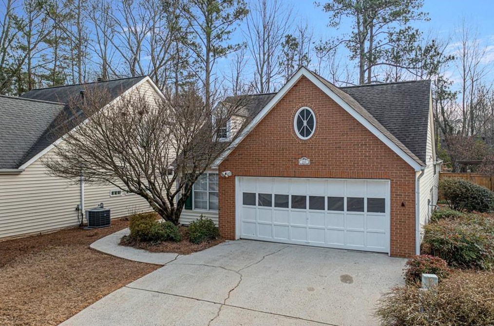 261 Dennis Dr, Alpharetta, GA 30009-6503