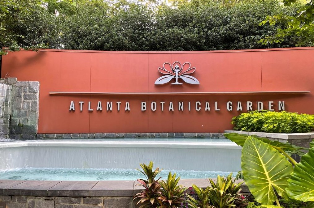 800 Peachtree St, Atlanta GA  30308-1258 exterior