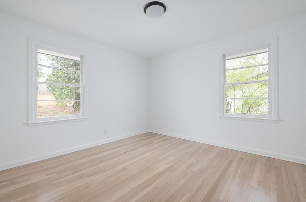 812 Larry Ln, Decatur GA  30033-4819 exterior