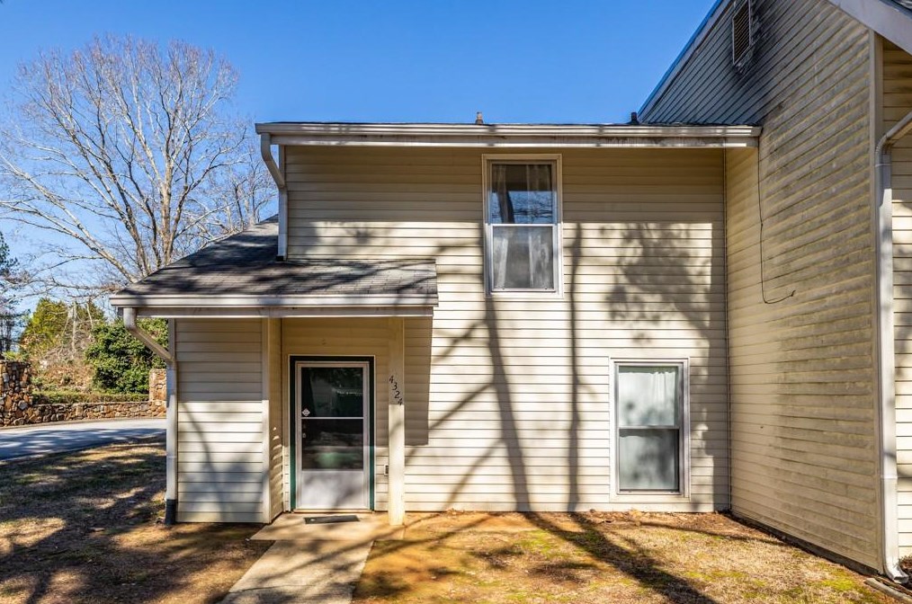 4324 Idlewood Ln, Tucker, GA 30084