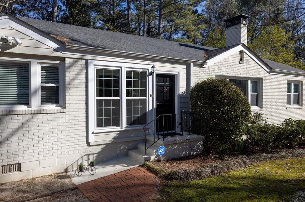 2354 Wineleas Rd, Decatur GA  30033-5519 exterior